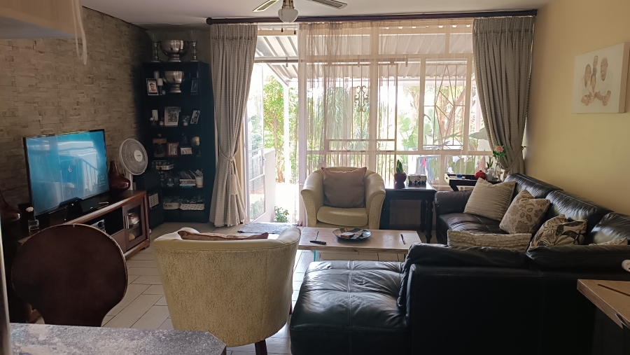 2 Bedroom Property for Sale in La Montagne Gauteng