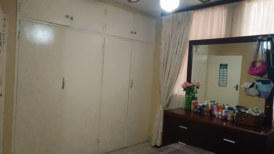 2 Bedroom Property for Sale in La Montagne Gauteng