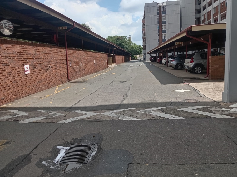 2 Bedroom Property for Sale in La Montagne Gauteng