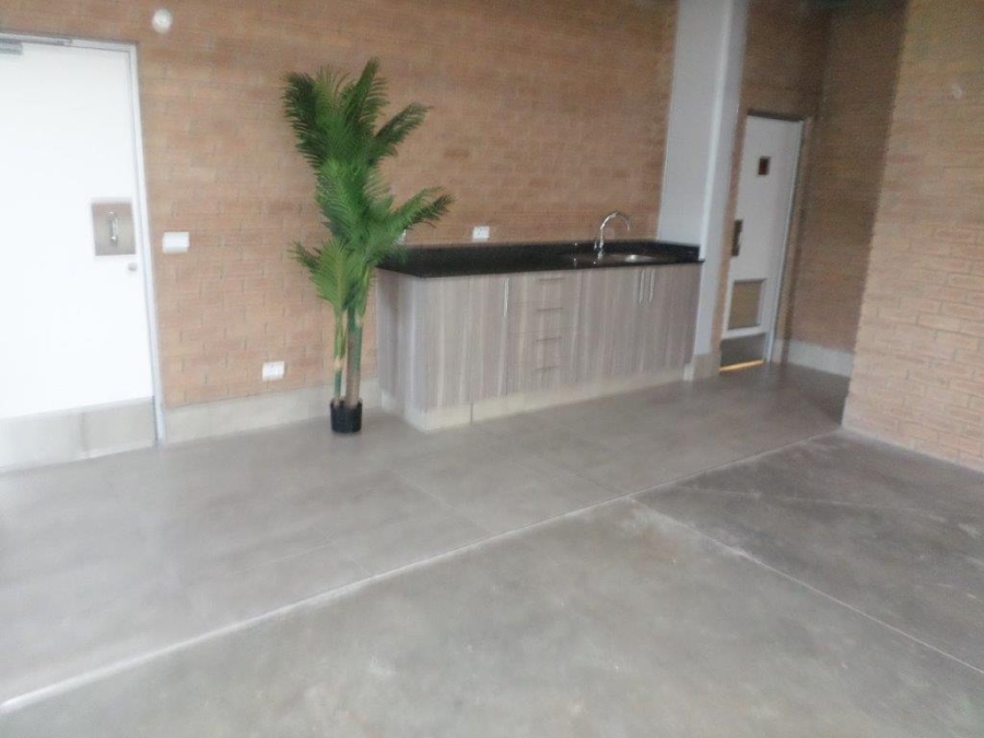 To Let commercial Property for Rent in Airport Park Gauteng
