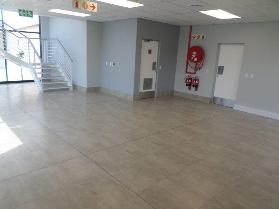 To Let commercial Property for Rent in Airport Park Gauteng