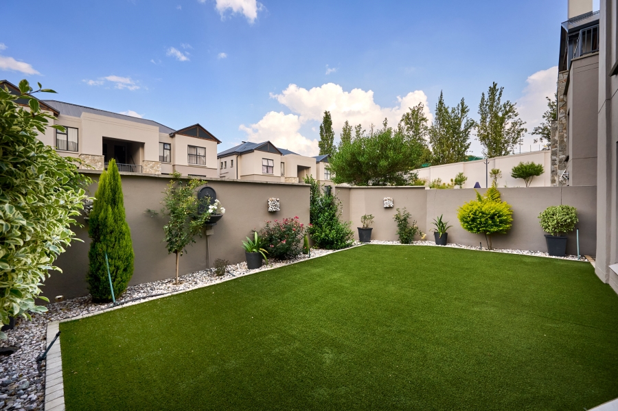 3 Bedroom Property for Sale in The Polofields Gauteng