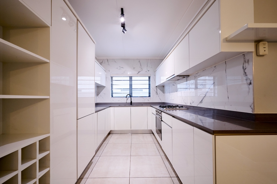 3 Bedroom Property for Sale in The Polofields Gauteng