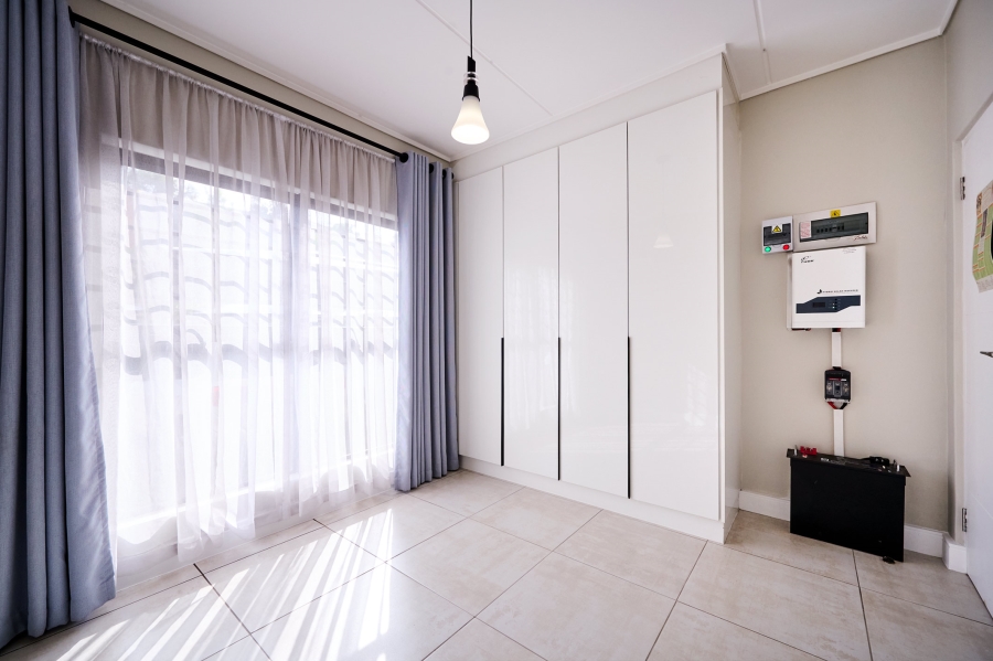 3 Bedroom Property for Sale in The Polofields Gauteng