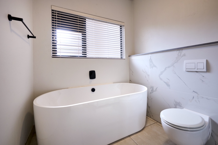 3 Bedroom Property for Sale in The Polofields Gauteng