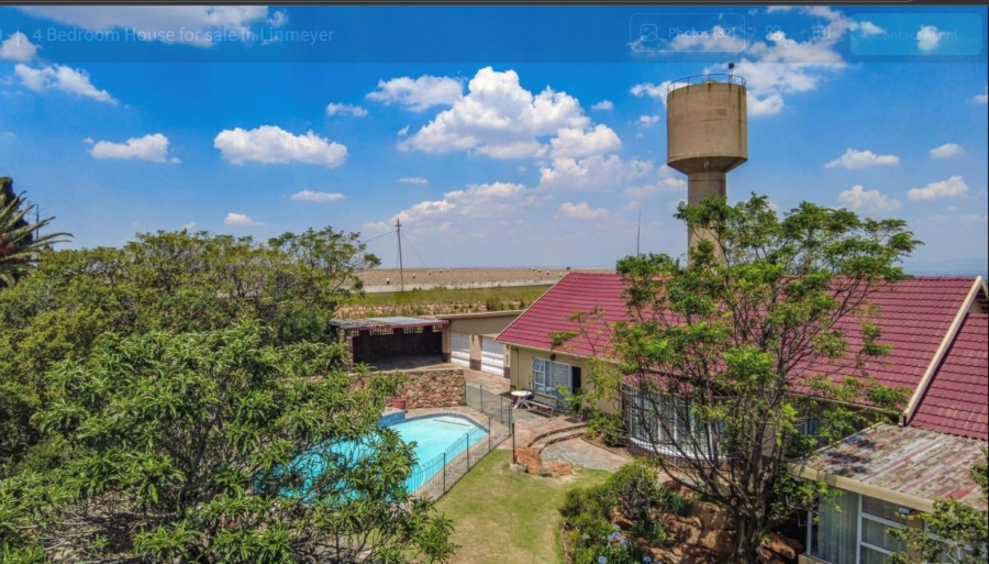 4 Bedroom Property for Sale in Linmeyer Gauteng