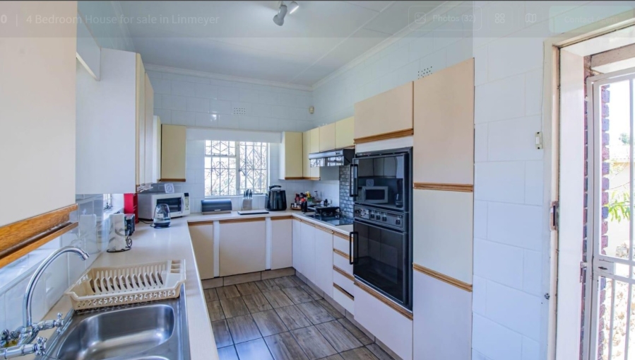 4 Bedroom Property for Sale in Linmeyer Gauteng