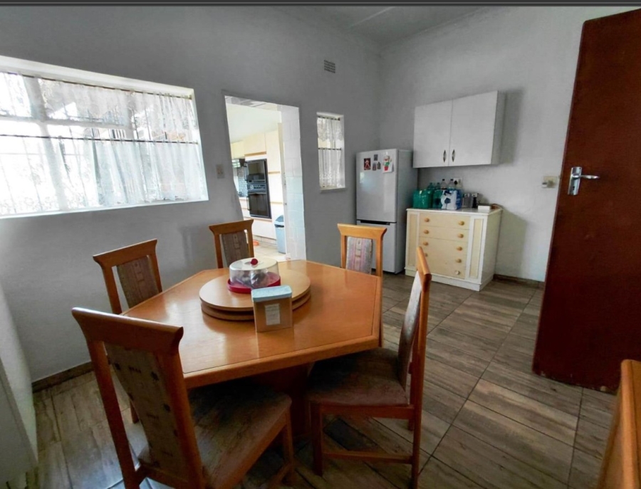 4 Bedroom Property for Sale in Linmeyer Gauteng