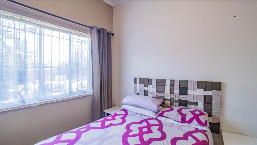 4 Bedroom Property for Sale in Linmeyer Gauteng