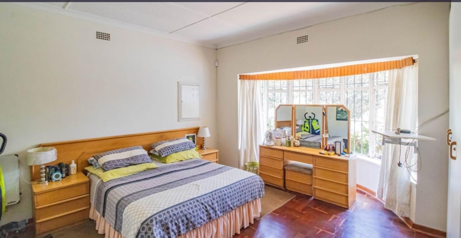 4 Bedroom Property for Sale in Linmeyer Gauteng