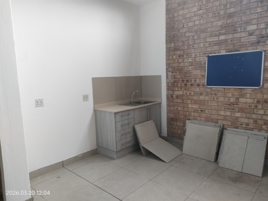 To Let commercial Property for Rent in North Riding Gauteng