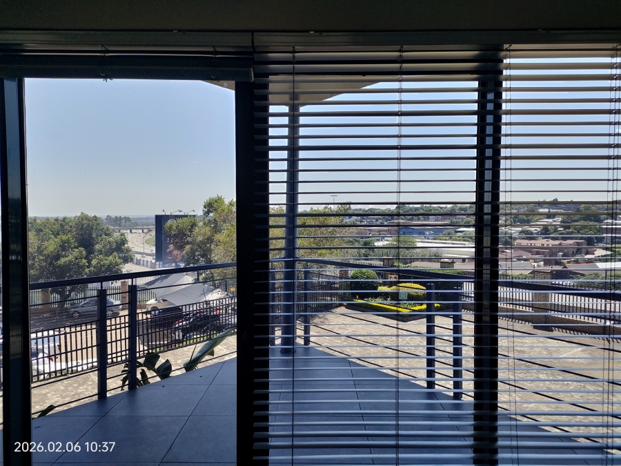 Commercial Property for Sale in Strijdom Park Gauteng