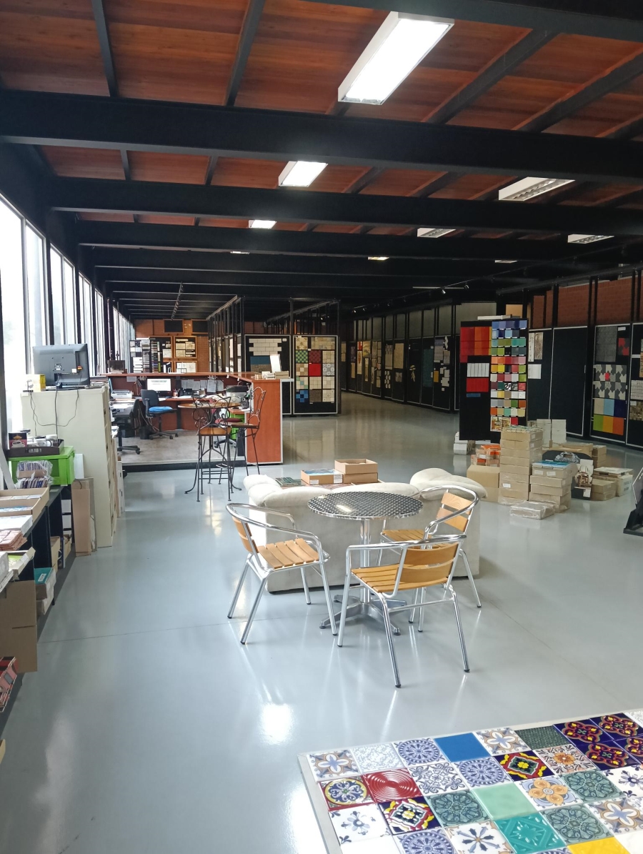 Commercial Property for Sale in Koedoespoort Industrial Gauteng