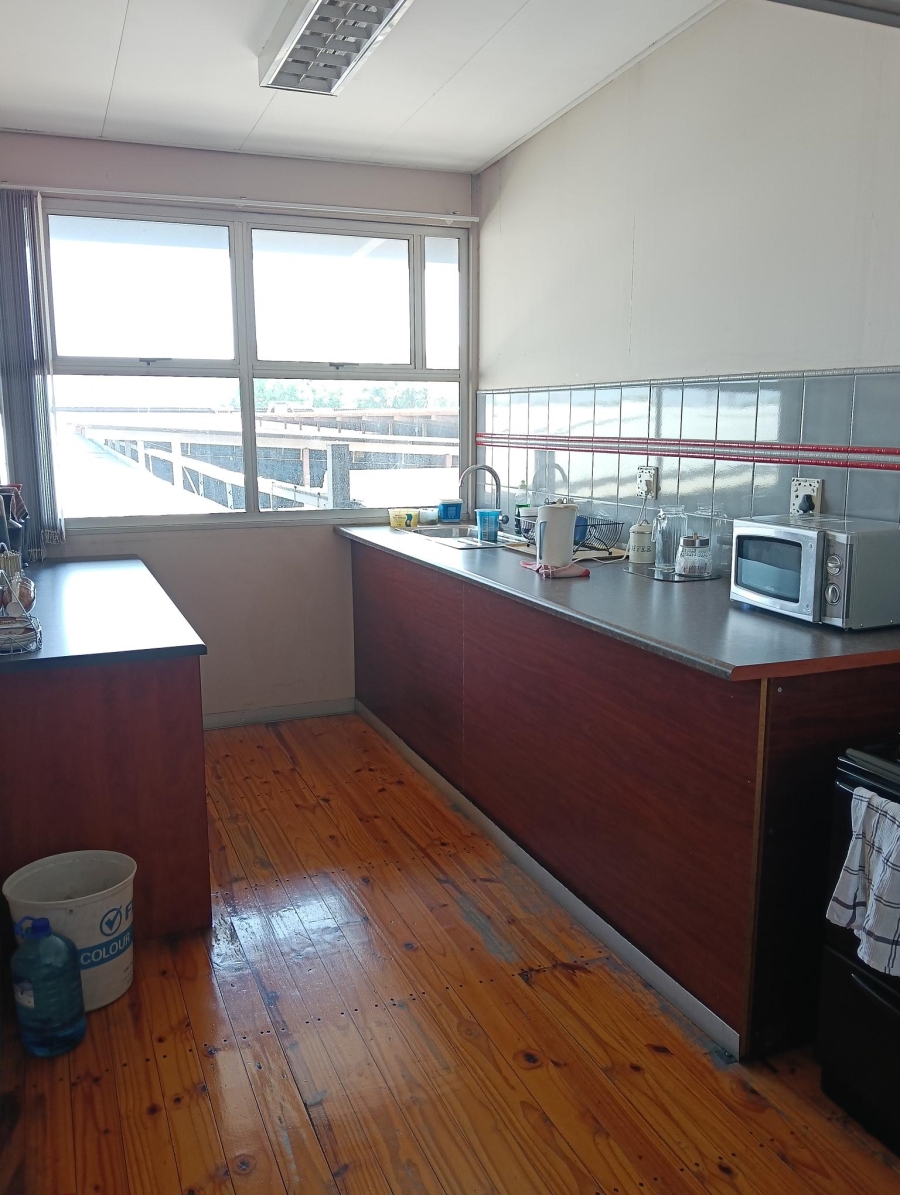 Commercial Property for Sale in Koedoespoort Industrial Gauteng