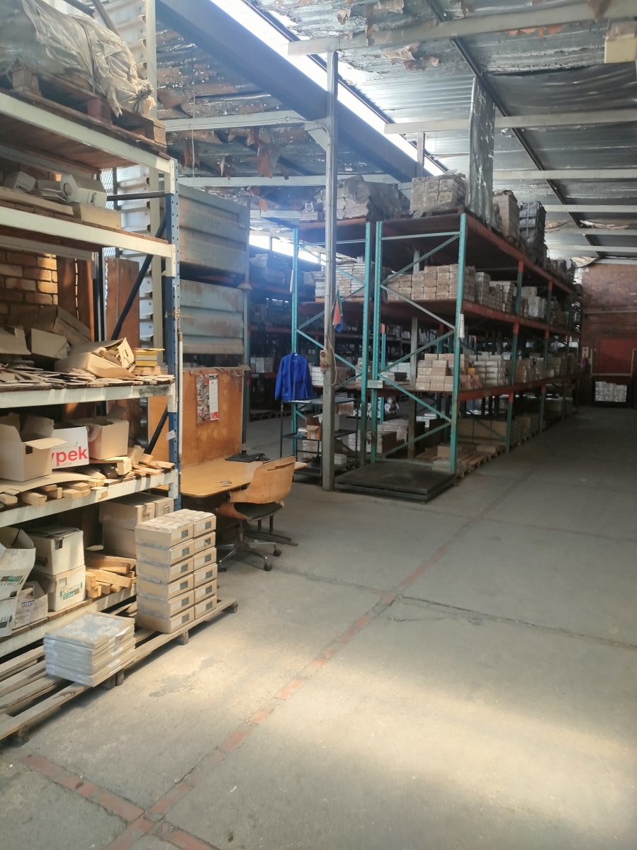 Commercial Property for Sale in Koedoespoort Industrial Gauteng