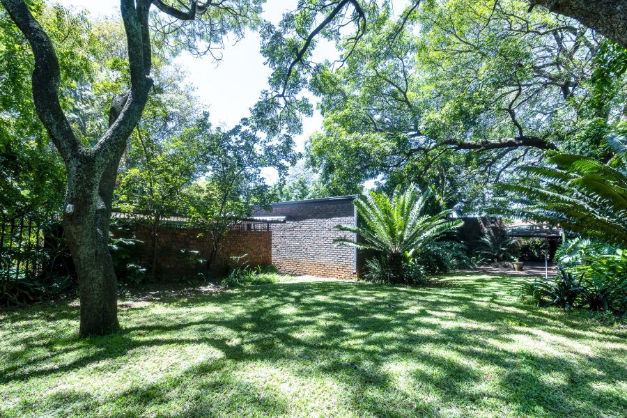 4 Bedroom Property for Sale in Brummeria Gauteng