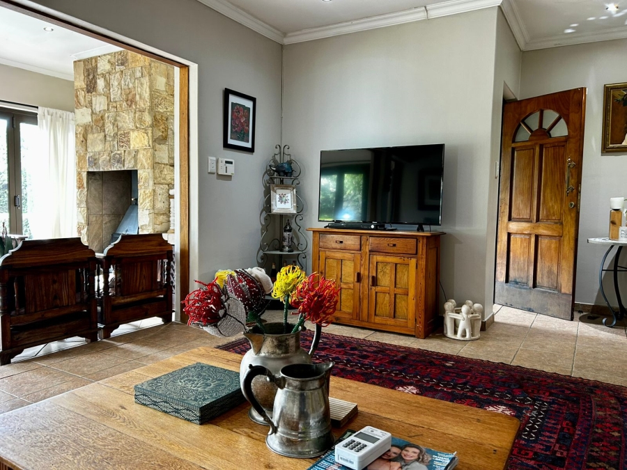 3 Bedroom Property for Sale in Waverley Gauteng