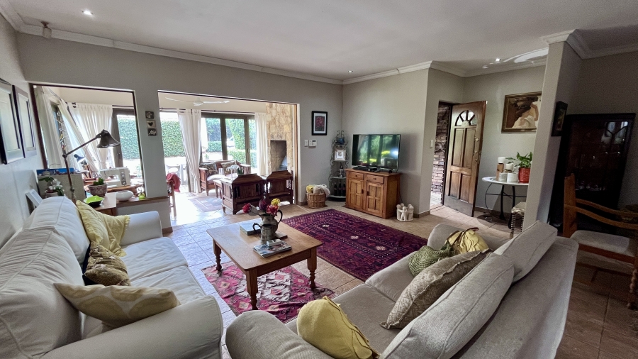 3 Bedroom Property for Sale in Waverley Gauteng