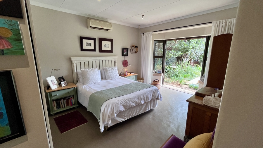 3 Bedroom Property for Sale in Waverley Gauteng