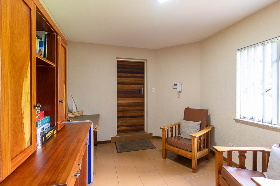 5 Bedroom Property for Sale in Hartzenbergfontein Gauteng