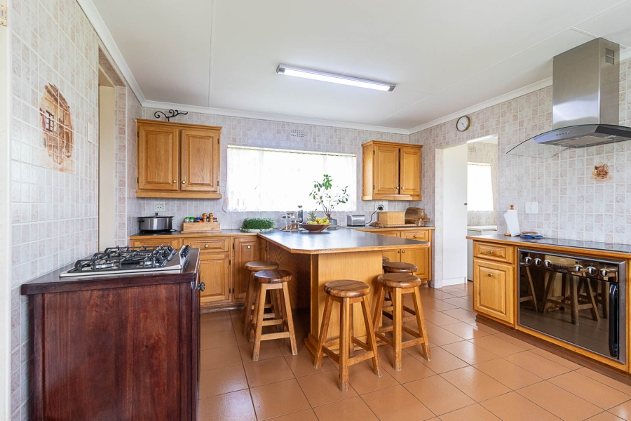 5 Bedroom Property for Sale in Hartzenbergfontein Gauteng