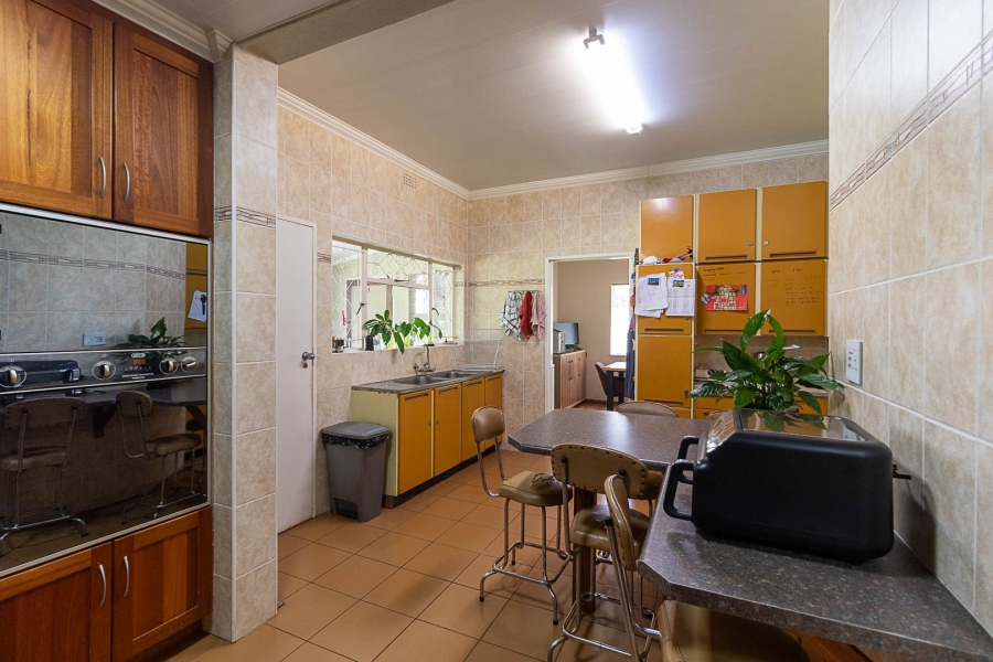 5 Bedroom Property for Sale in Hartzenbergfontein Gauteng