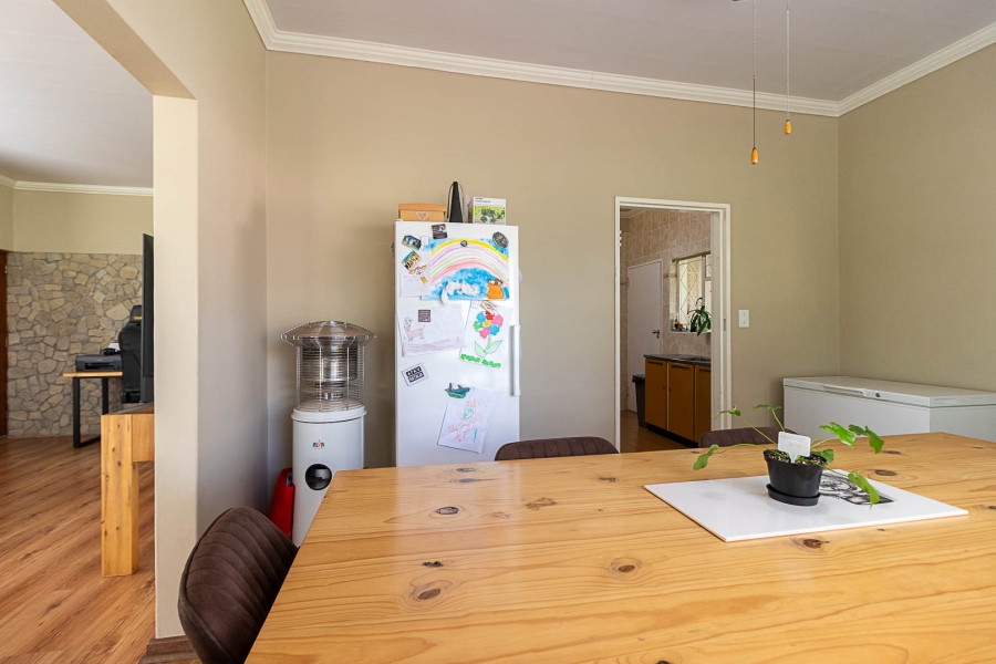 5 Bedroom Property for Sale in Hartzenbergfontein Gauteng