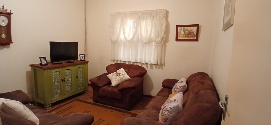 2 Bedroom Property for Sale in Vanderbijlpark CE 6 Gauteng