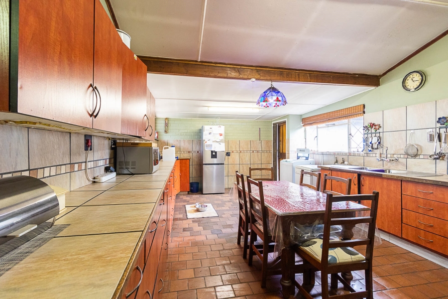 5 Bedroom Property for Sale in Meyerton Central Gauteng