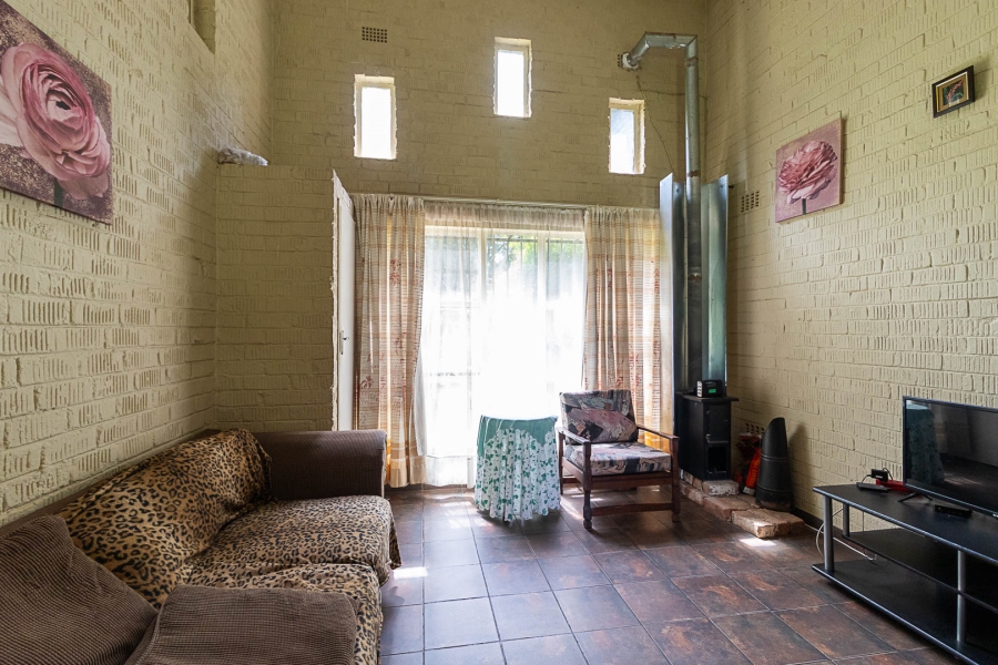 5 Bedroom Property for Sale in Meyerton Central Gauteng