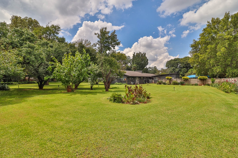 5 Bedroom Property for Sale in Meyerton Central Gauteng