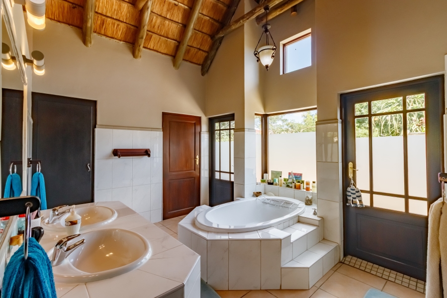 4 Bedroom Property for Sale in Carlswald Estate Gauteng