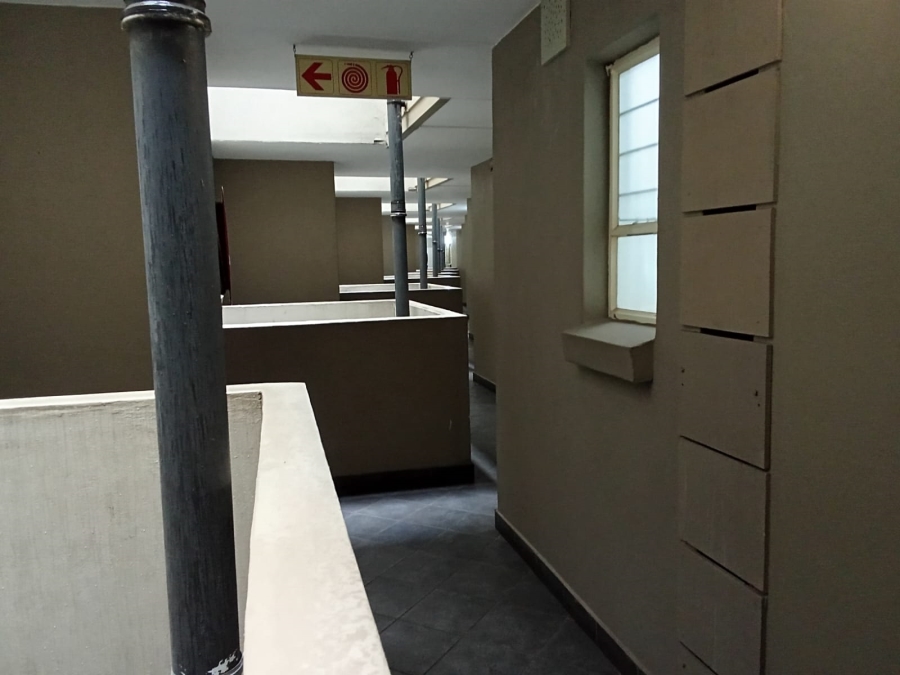 2 Bedroom Property for Sale in Braamfontein Gauteng
