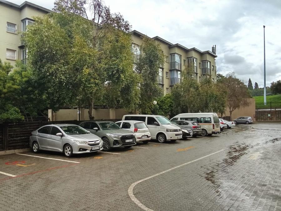 2 Bedroom Property for Sale in Braamfontein Gauteng