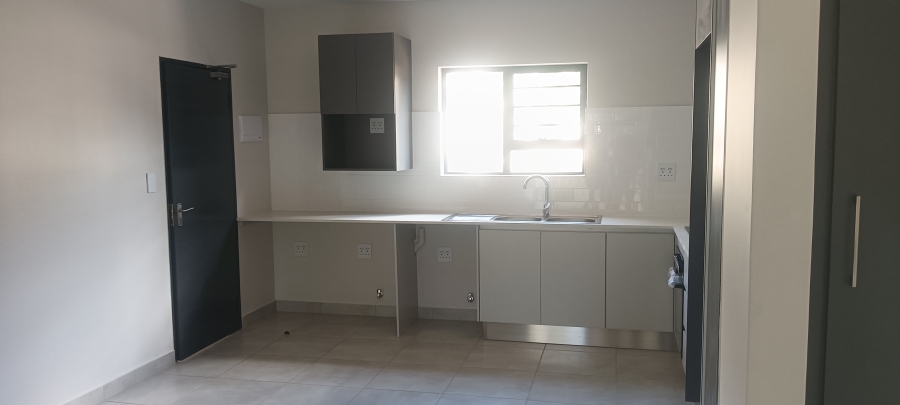 2 Bedroom Property for Sale in Raslouw Gauteng