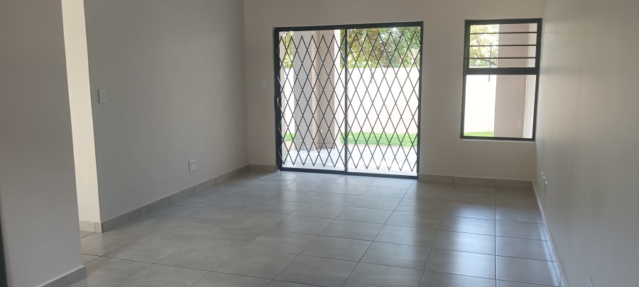 2 Bedroom Property for Sale in Raslouw Gauteng