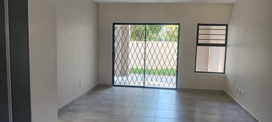 2 Bedroom Property for Sale in Raslouw Gauteng