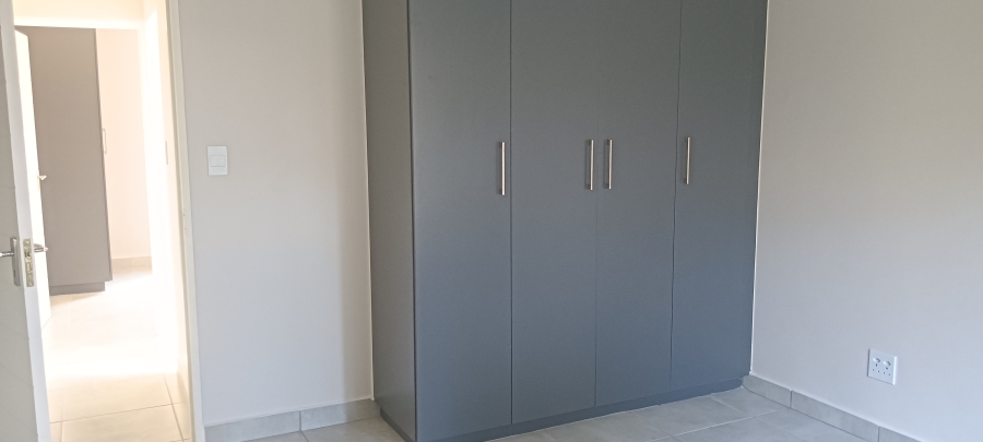 2 Bedroom Property for Sale in Raslouw Gauteng