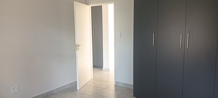2 Bedroom Property for Sale in Raslouw Gauteng