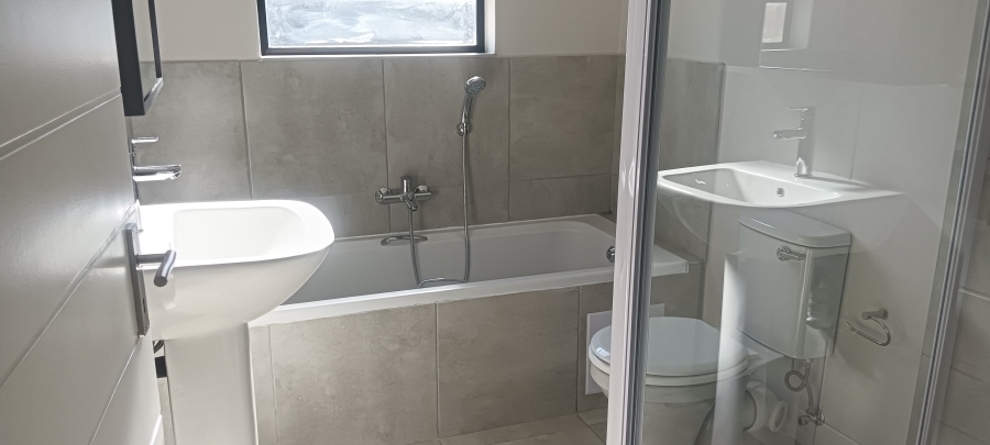 2 Bedroom Property for Sale in Raslouw Gauteng