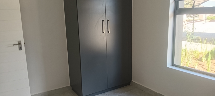 2 Bedroom Property for Sale in Raslouw Gauteng