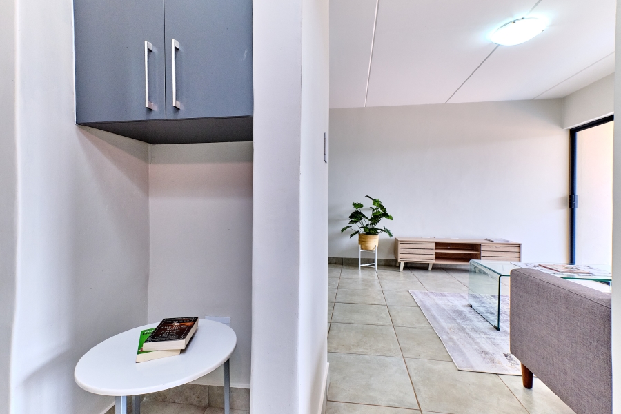 2 Bedroom Property for Sale in Raslouw Gauteng