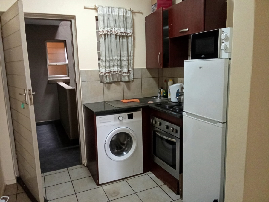 2 Bedroom Property for Sale in Braamfontein Gauteng