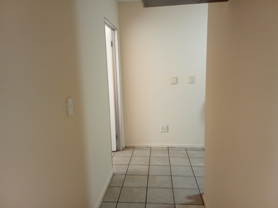 2 Bedroom Property for Sale in Braamfontein Gauteng