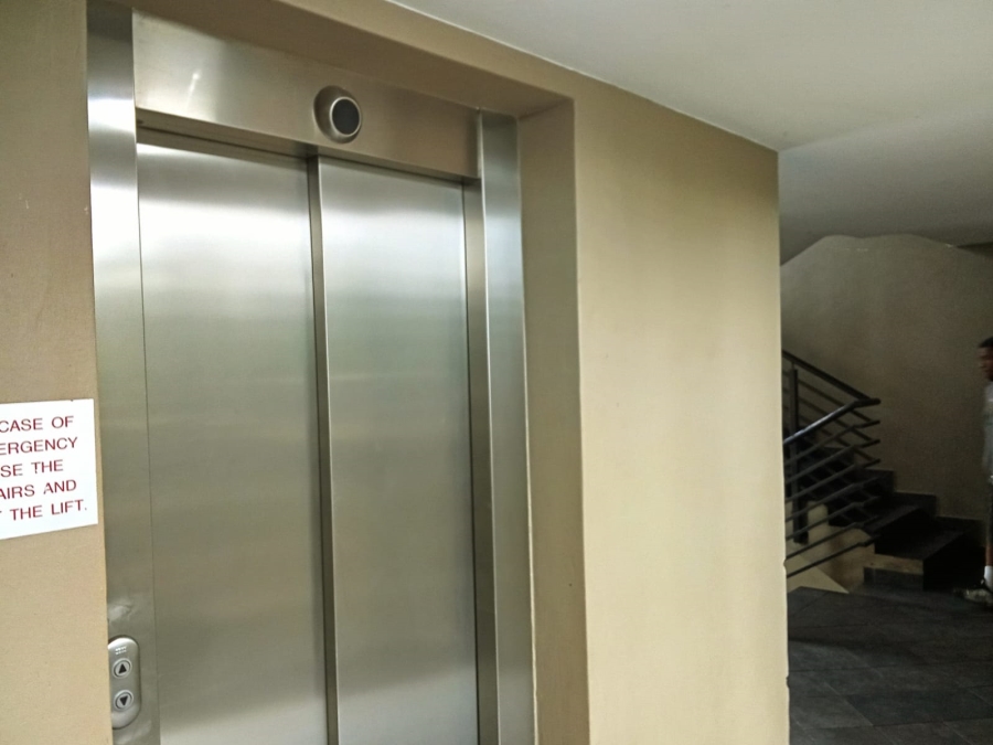 2 Bedroom Property for Sale in Braamfontein Gauteng