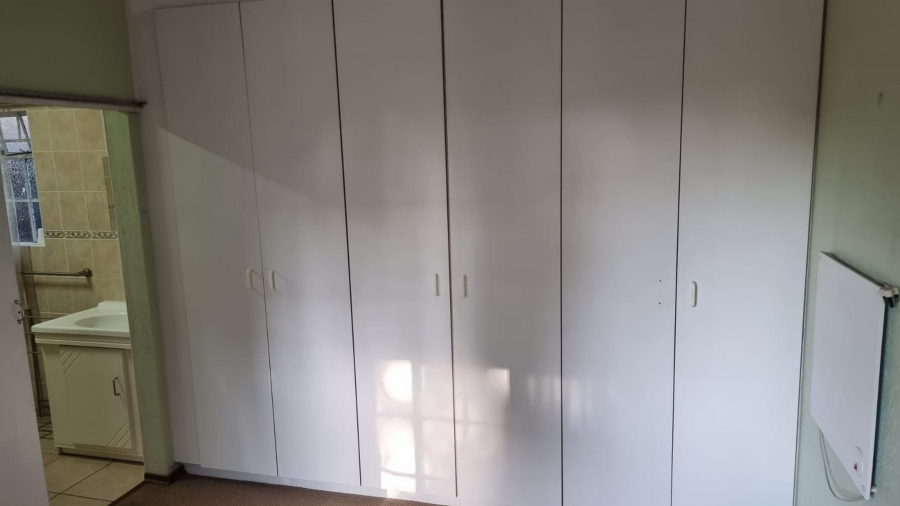 3 Bedroom Property for Sale in Birchleigh North Gauteng