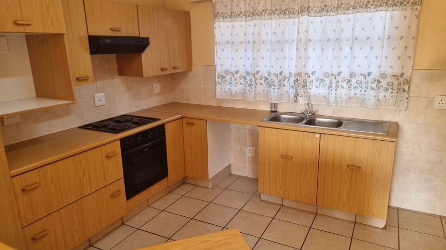 3 Bedroom Property for Sale in Birchleigh North Gauteng