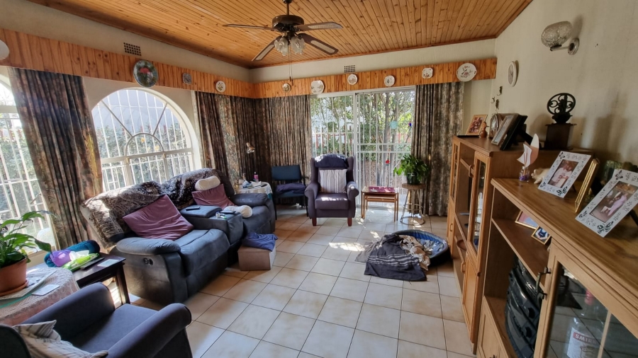 3 Bedroom Property for Sale in Birchleigh North Gauteng