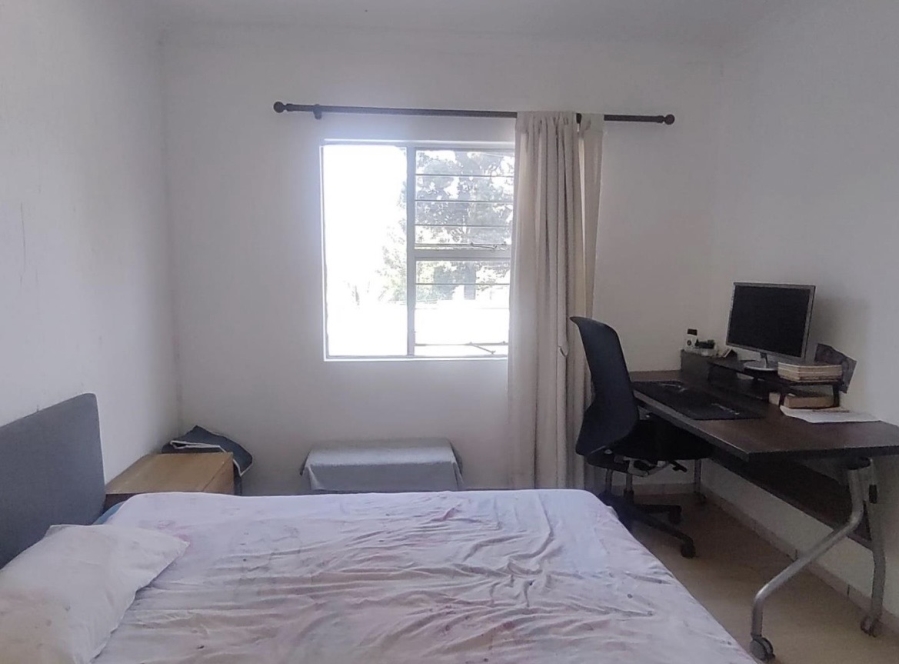 2 Bedroom Property for Sale in Oakdene Gauteng