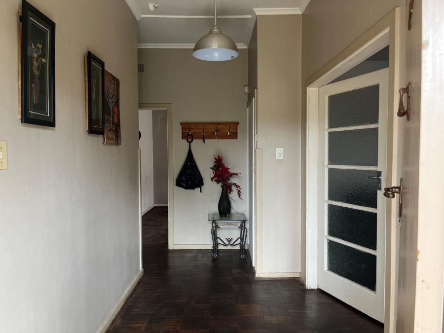 4 Bedroom Property for Sale in Linmeyer Gauteng